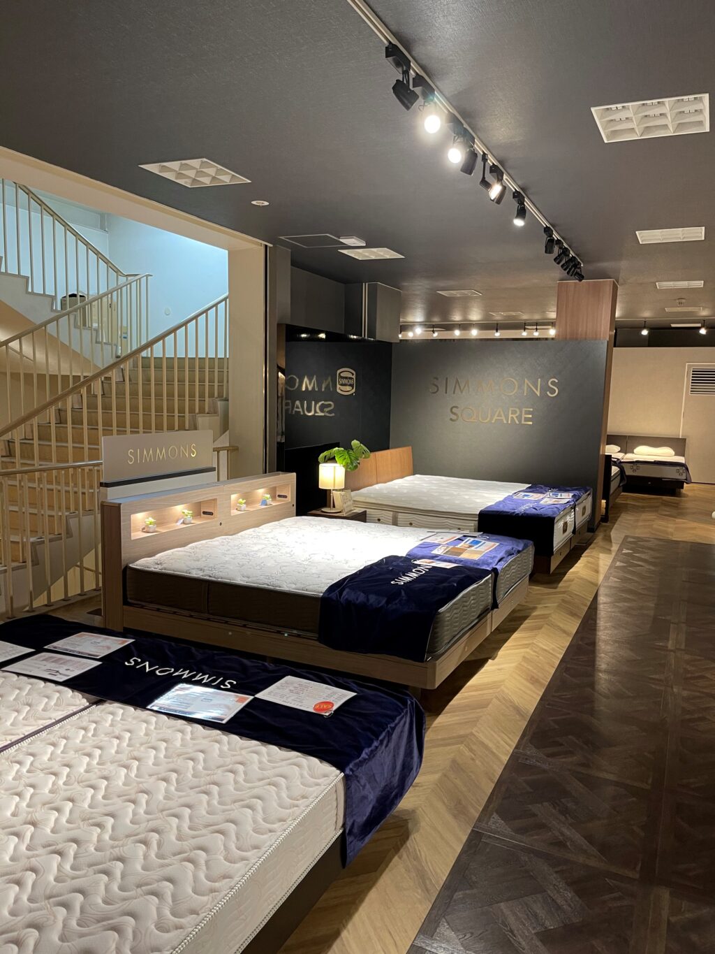 シモンズスクエア名古屋｜メザメ（Me THE Me）名古屋大須のベッド専門店